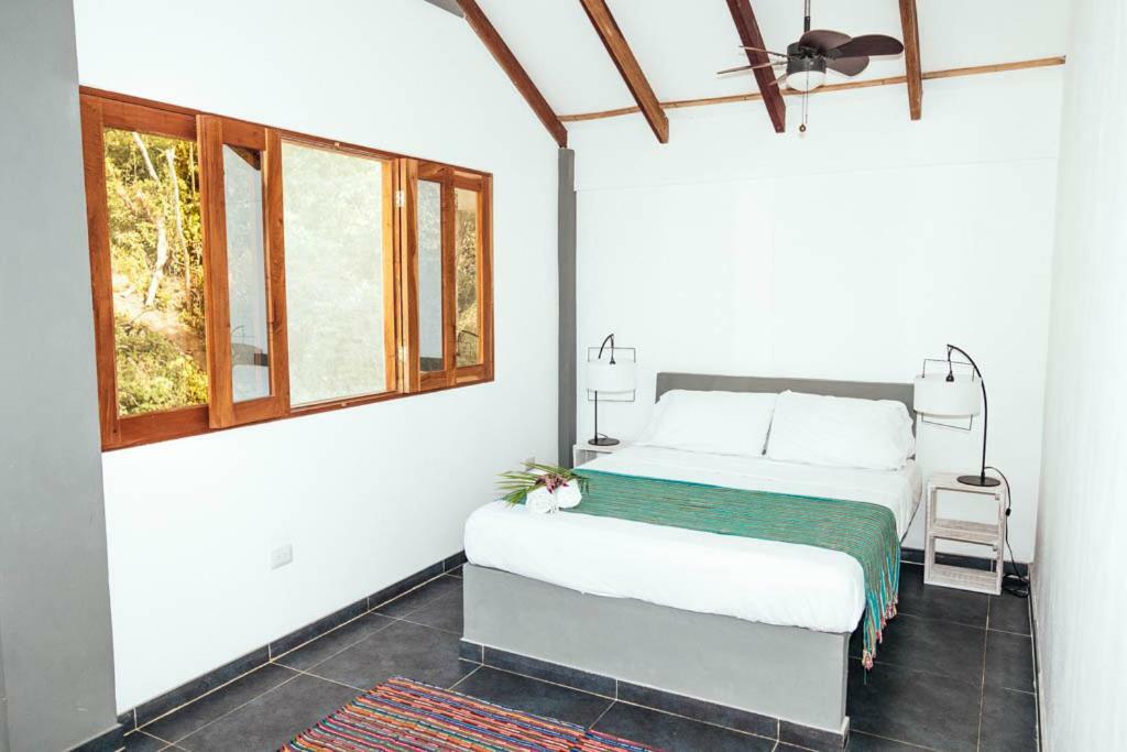 Rapture Surfcamp Nicaragua Hotel San Juan del Sur Buitenkant foto
